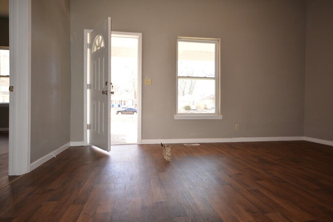 Photo - 2 Bedroom home, UPDATED