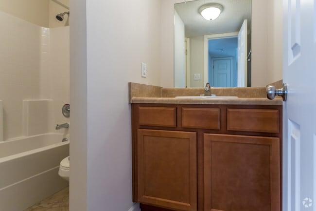 Woodlake Apartments