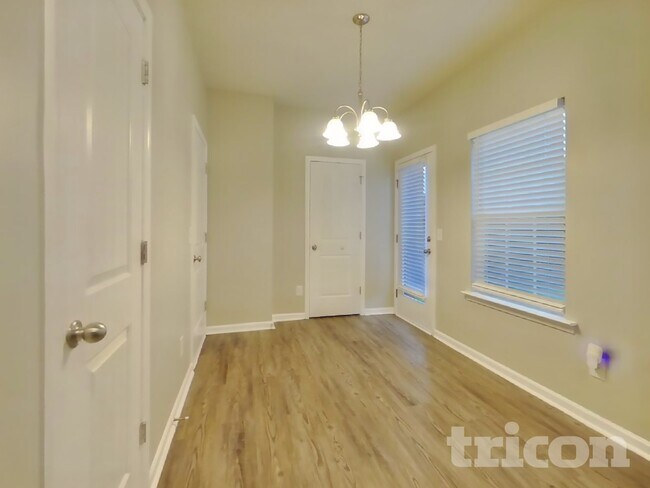 Photo - 86 Howard Ave