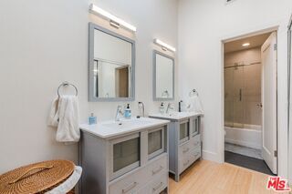 Building Photo - 940 14th St