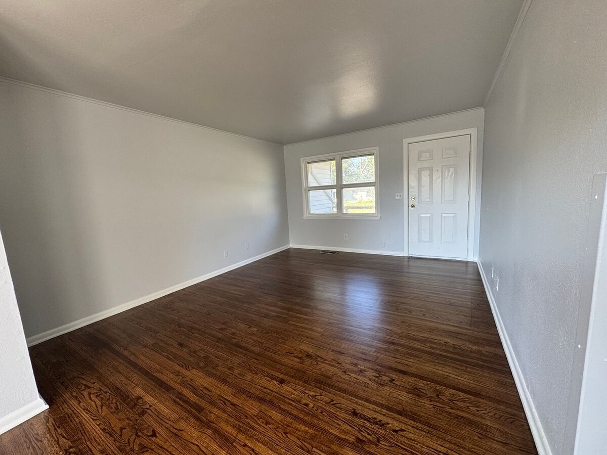 Photo - 3 Bedroom 1 Bath Home