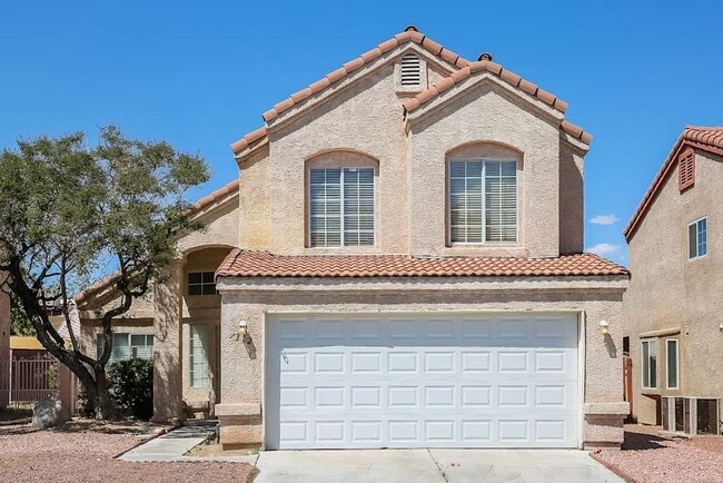 Building Photo - 7312 Queen Palm Dr