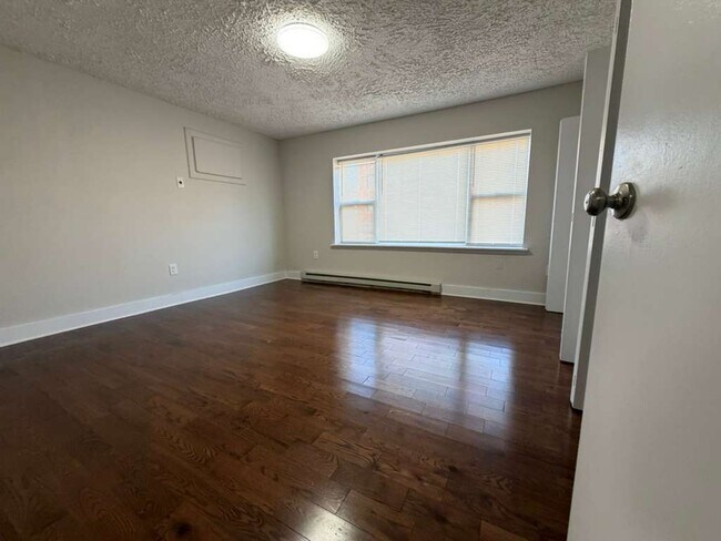 2680 JFK Blvd 24 - 2690 John F Kennedy Blvd Unit 24