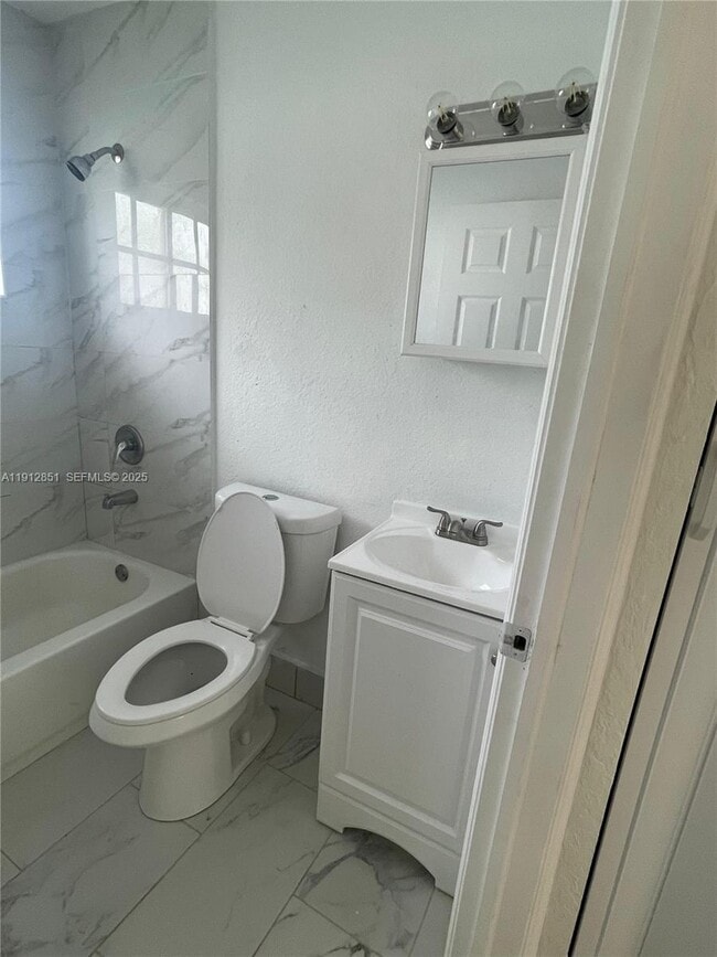 Photo - 5511 SW 20th St Unit 8