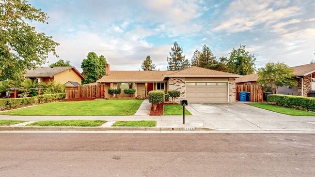 Meticulously Maintained Four Bedroom Singl... - Meticulously Maintained Four Bedroom Singl...