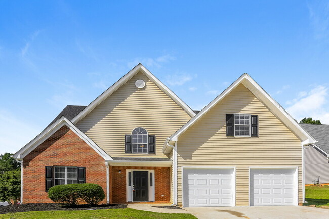 Building Photo - 3661 Colonnade Ct