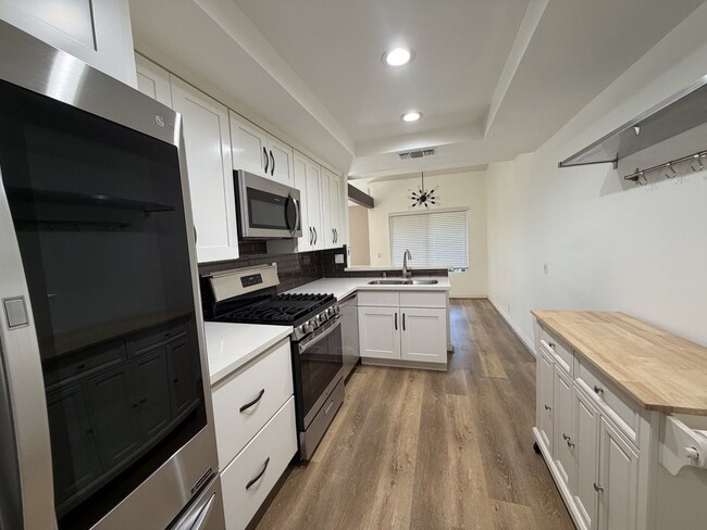 Photo - Updated modern townhouse 3 bed 1.5 bath
