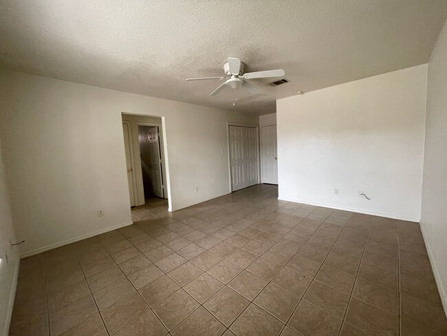 Photo - 2808 Cantabrian Dr Unidad Apt A
