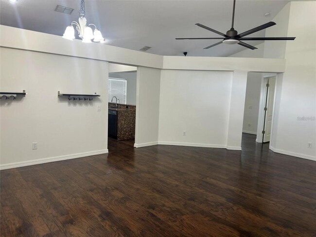 Photo - 19310 Weedon Ct