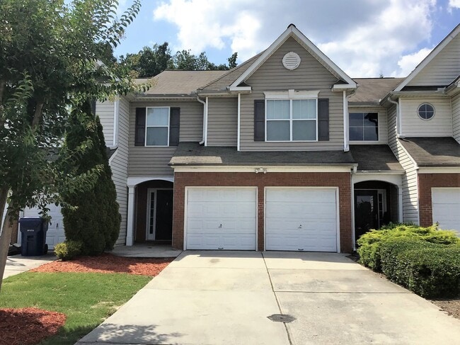 Building Photo - 111 Golden Pine Rd SW