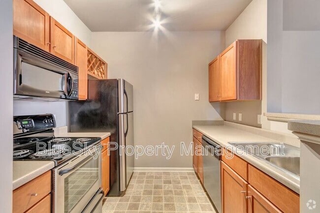 Building Photo - 745 Walker Square Unit 2C Rental