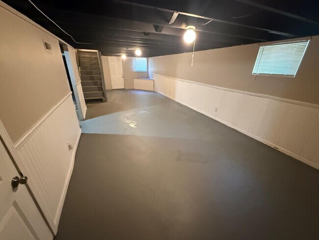 Photo - Charming 2-Bedroom Home for Rent in Jennin...