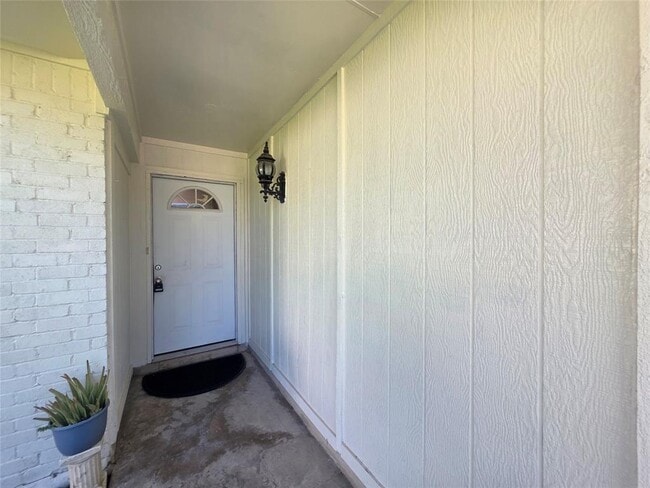 Photo - 104 E Eggleston St