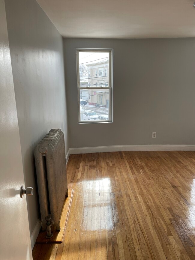 Photo - 83 Norwood St