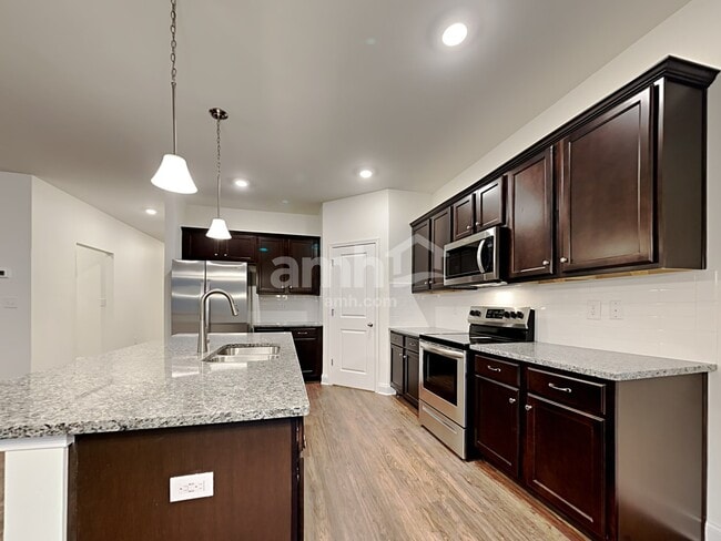 Photo - 1380 Ashlyn Ct