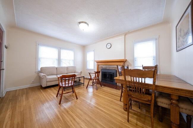 Photo - 6057 Clinton Ave