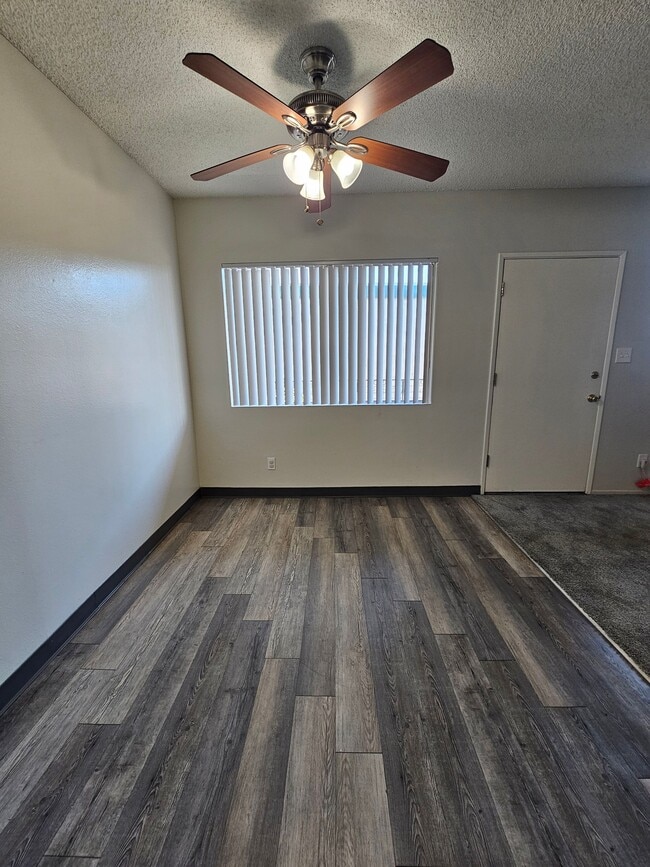 Photo - 1135 W I St Unit 38