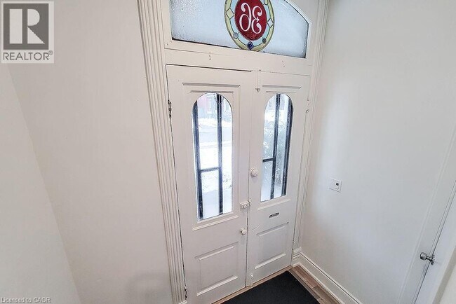 Photo - 36 Erie Ave