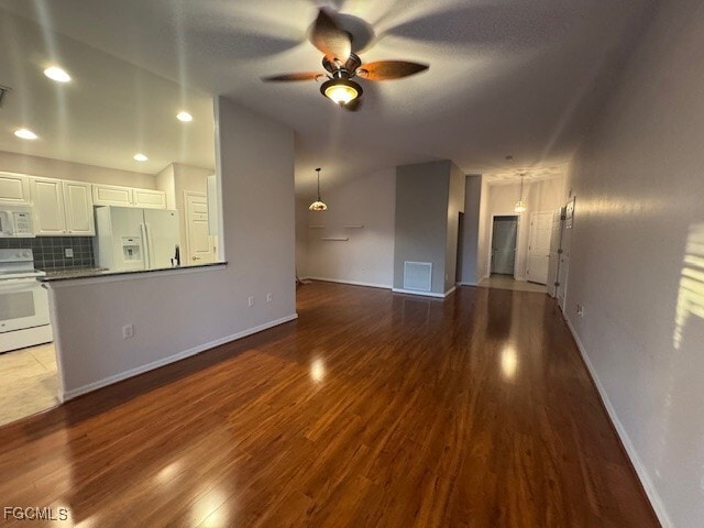 Photo - 10018 Oakhurst Way