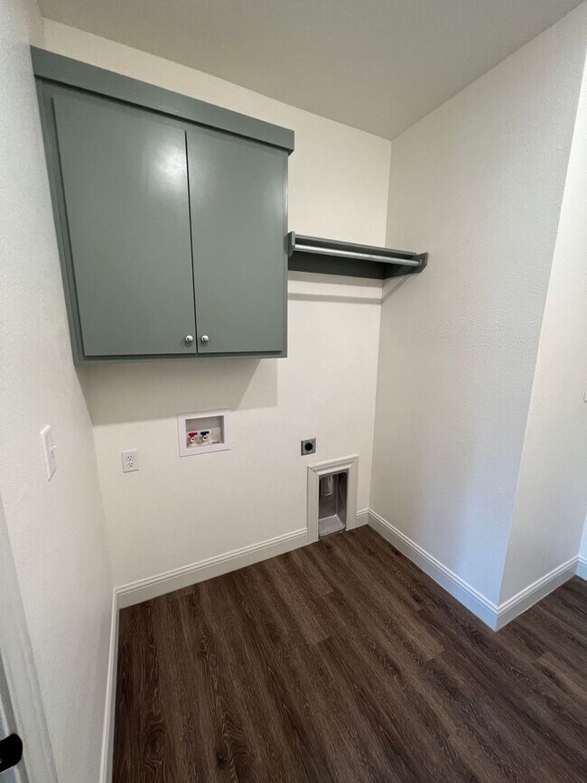 Photo - Beautiful 4 bed 2 bath home in Frenship!
