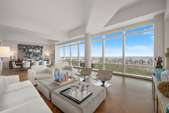 Photo - 25 Columbus Cir Condo
