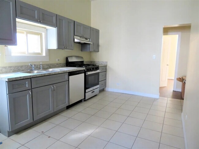 Photo - 2717 W 15th Pl Unidad 2
