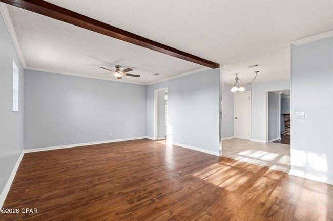 Photo - 106 Moody Dr