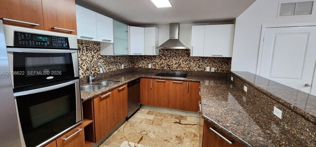 Photo - 170 SE 14th St Unit 1408