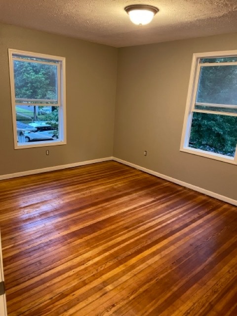 Bedroom - 1417 N Broadway Ave