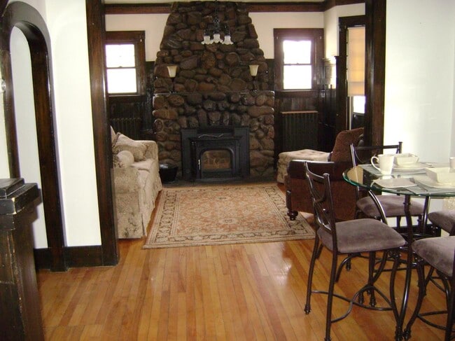Sala de estar - 56 Dudley St Unidad 1