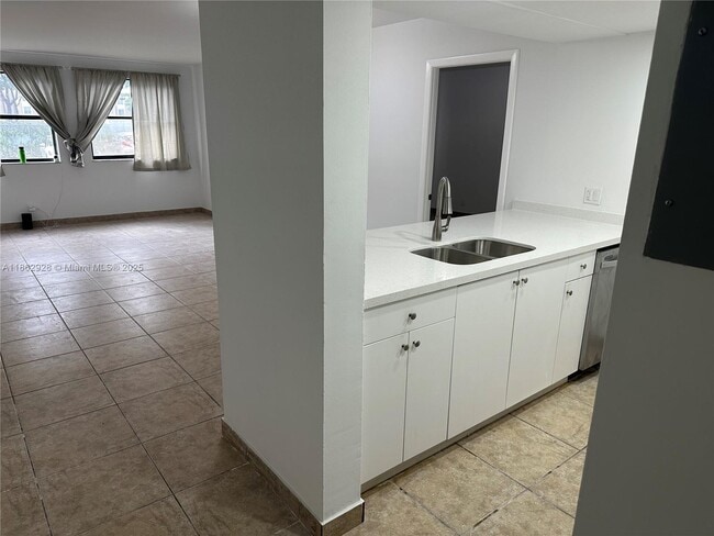 Photo - 8100 Geneva Ct Unit 142