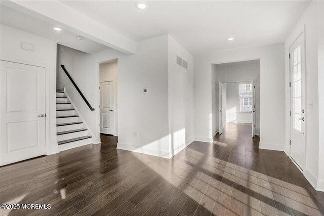 Photo - 179 Woolley Ct