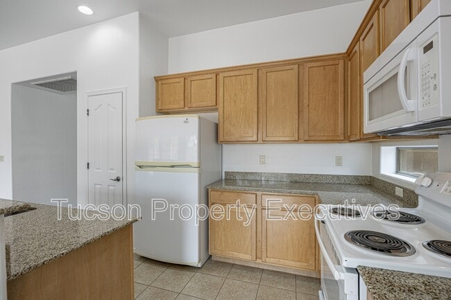 Photo - 7585 E Picket Fence Ln