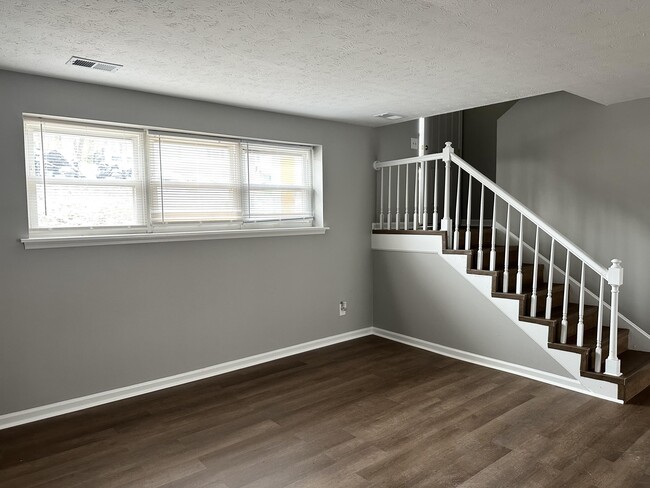 Photo - 1179 Tatesbrook Dr