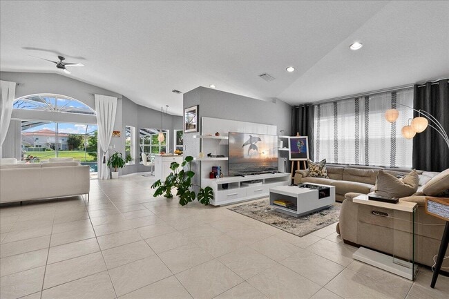 15151 Banbury Ct