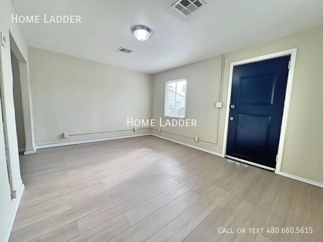 Photo - 927 S 35th Ave Unidad 1