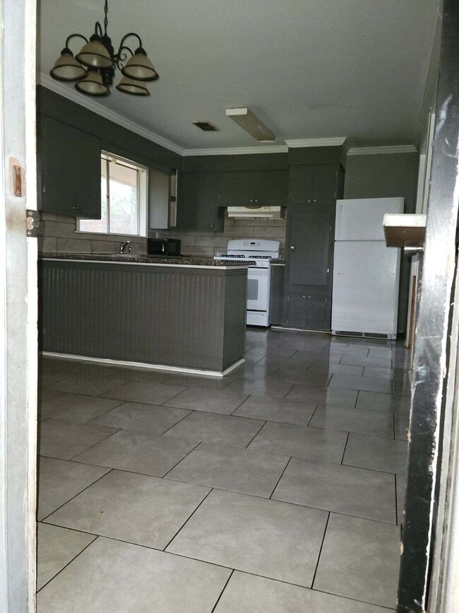 Photo - 29785 S Palmetto St