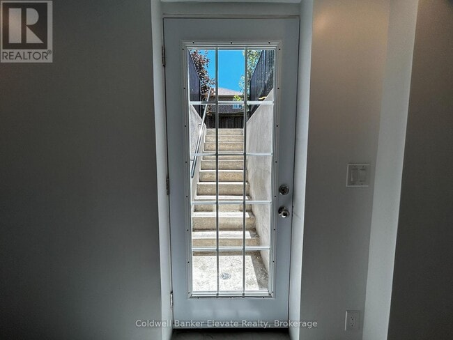 Photo - 1070 Gorham Way