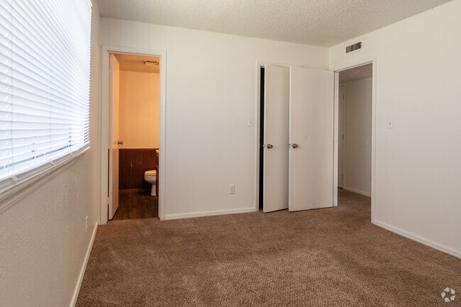 Sandpiper Apartments