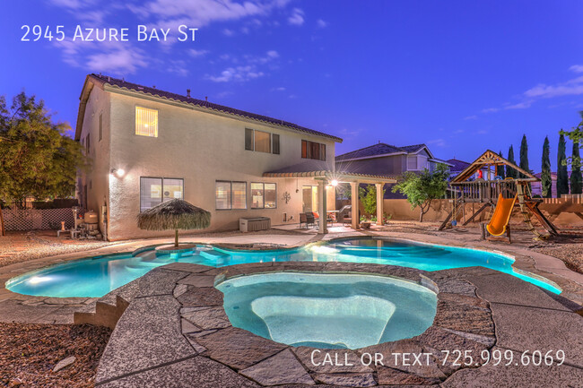 Spacious 3700 sq ft home. Pool/close to strip - Spacious 3700 sq ft home. Pool/close to strip