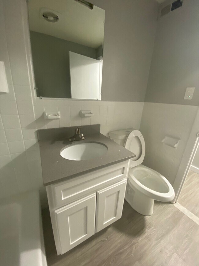 Countryside Apartments Windsor Locks, CT