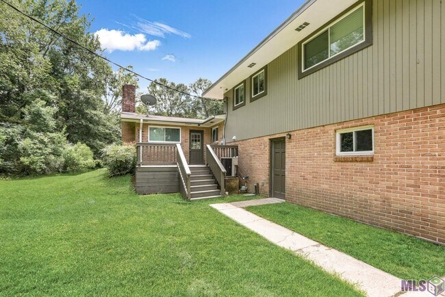 10212 Gurney Rd