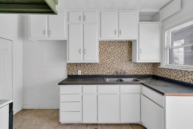 Photo - 1947 Richmond Ave.