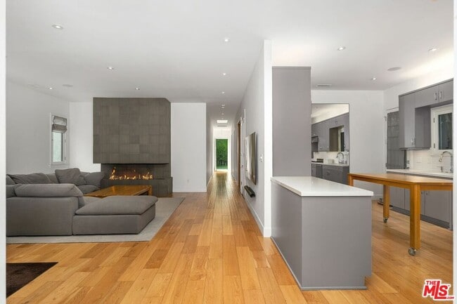 Photo - 429 N Lucerne Blvd