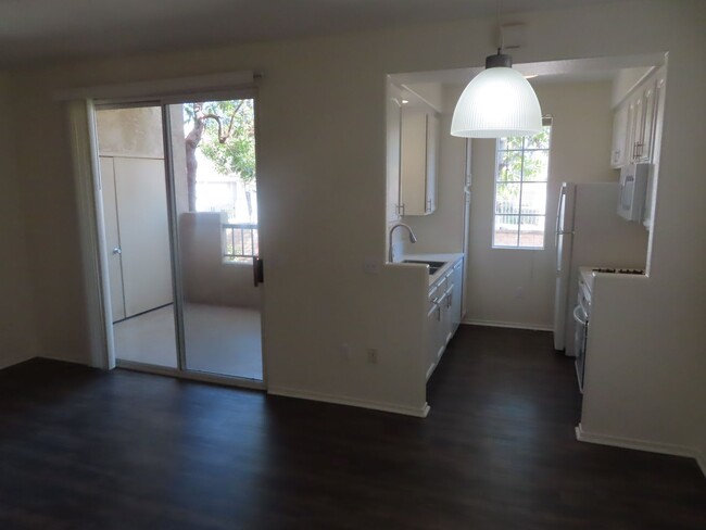 Two Bedroom, Two Bath Condo in Mira Mesa - Two Bedroom, Two Bath Condo in Mira Mesa