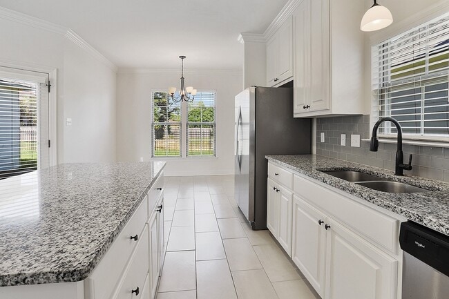 Photo - Beautiful 3 Bedroom, 3 Full Bath