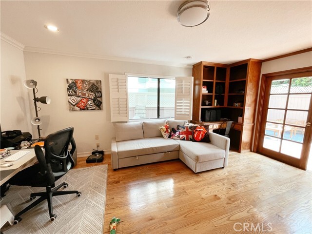 2200 Graham Ave