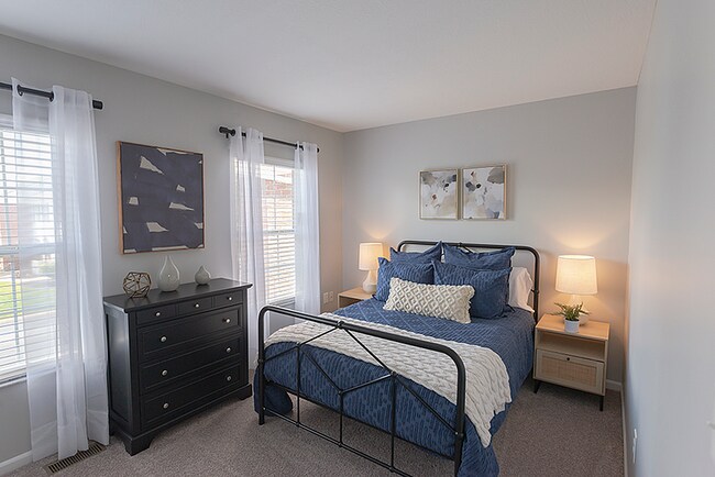 Secondary Bedroom - Troy Farms