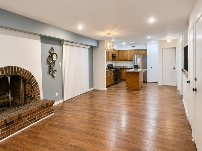Photo - 1025 Park Crest Dr