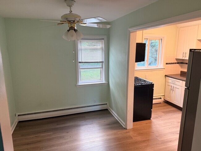 Photo - 76 6th Ave Unit Apt 2